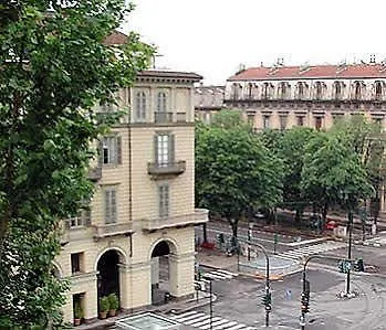 Conte Biancamano 3*